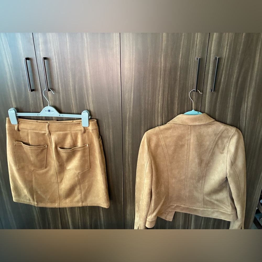 White House Black Market Camel Jacket and skirt set - Picture 5 of 11